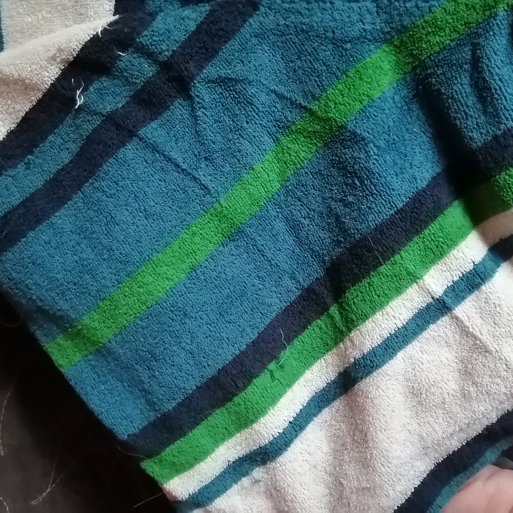 Hugo Boss vintage inspired oversized terry cloth tshirt - Picture 4 of 8
